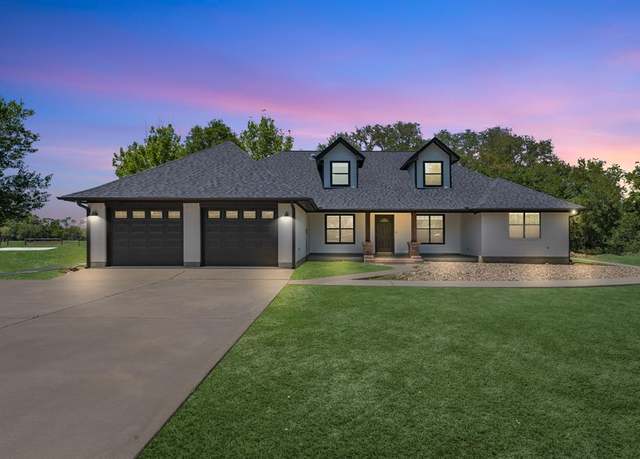 Property at 16610 Meadow Ln Unit CR438, Danbury, TX 77534, 4 beds, 3 baths