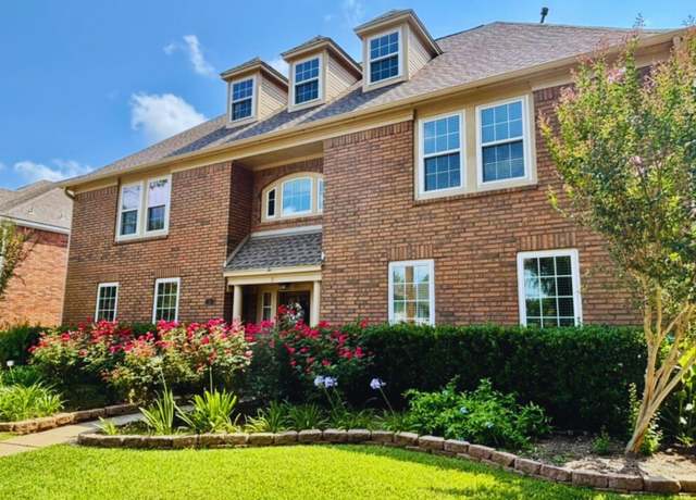 Property at 5 Regents Park, Sugar Land, TX 77479, 4 beds, 3.5 baths