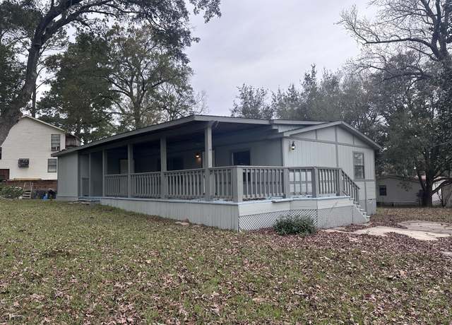 Property at 14189 Shadow Bay Dr, Willis, TX 77318, 3 beds, 2 baths