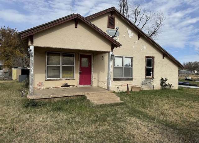 Property at 503 E Reiman St, Seymour, TX 76380, 3 beds, 1 bath