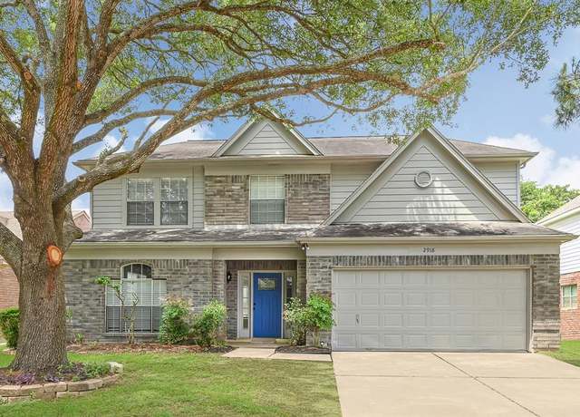 Property at 2918 Linda Dr, Pearland, TX 77584, 4 beds, 2.5 baths