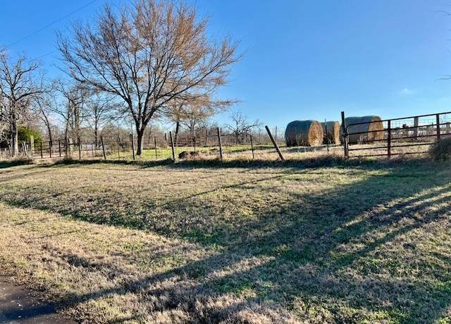 Property at 9036 County Road 329, Buffalo, TX 75831