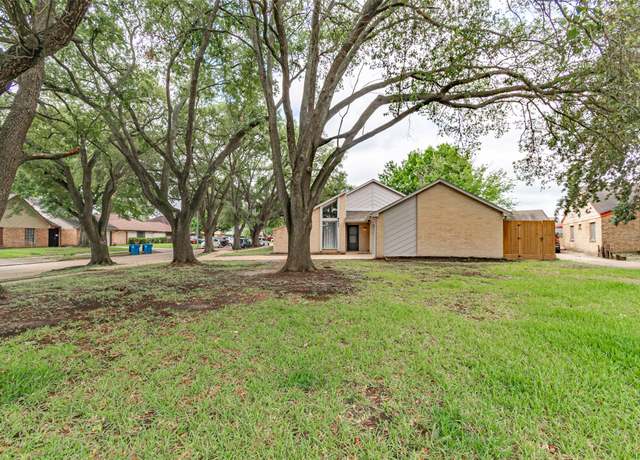 Property at 8603 Parkhill Forest Dr, Houston, TX 77088, 3 beds, 2 baths