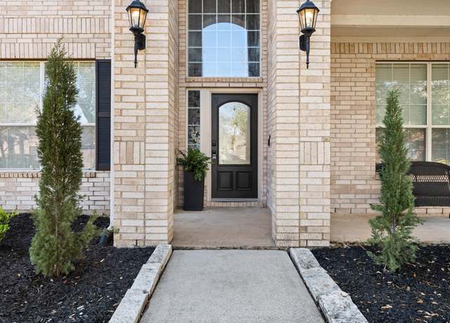 Property at 4204 Oriole Trails Dr, Dickinson, TX 77539, 5 beds, 3.5 baths