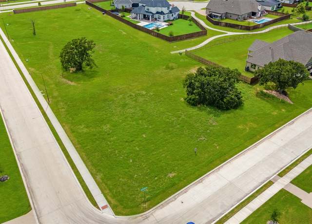 Property at 4808 Sunburst Ct, College Station, TX 77845