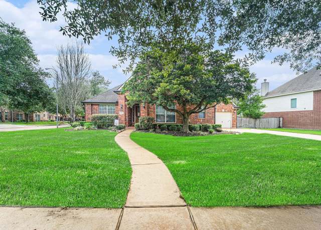 Property at 12007 Via Siena Ln, Cypress, TX 77429, 4 beds, 3 baths