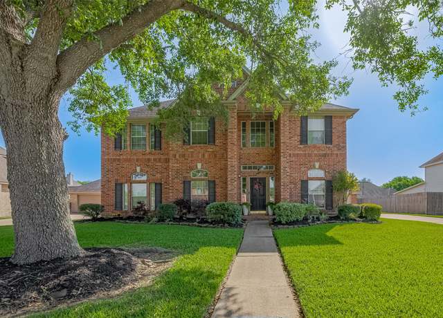 Property at 6718 Bienville Ave, Baytown, TX 77521, 5 beds, 3.5 baths