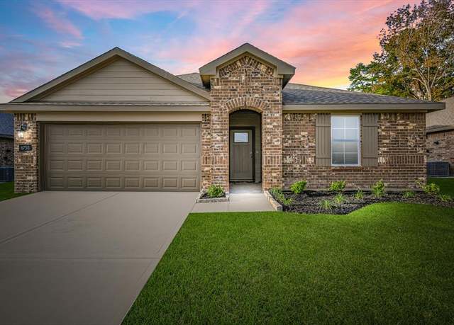 Property at 6730 Kayla St, Beaumont, TX 77708, 4 beds, 2 baths