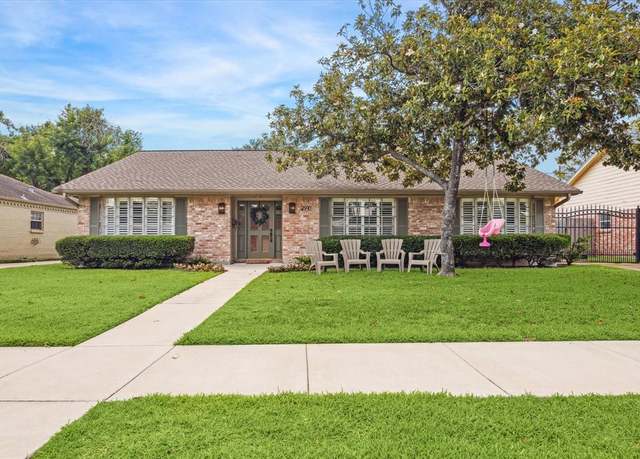 Property at 2910 Ann Arbor Dr, Houston, TX 77063, 3 beds, 2 baths