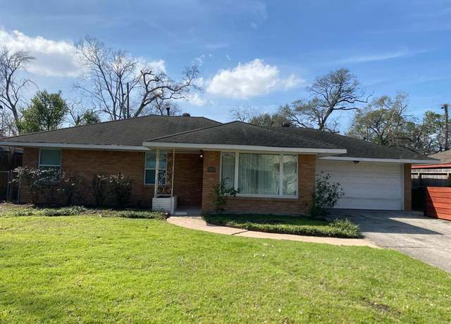 Property at 1305 Confederate Rd, Houston, TX 77055, 3 beds, 1 bath