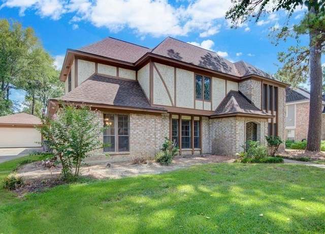 Property at 11918 Glenway Dr, Houston, TX 77070, 4 beds, 3.5 baths