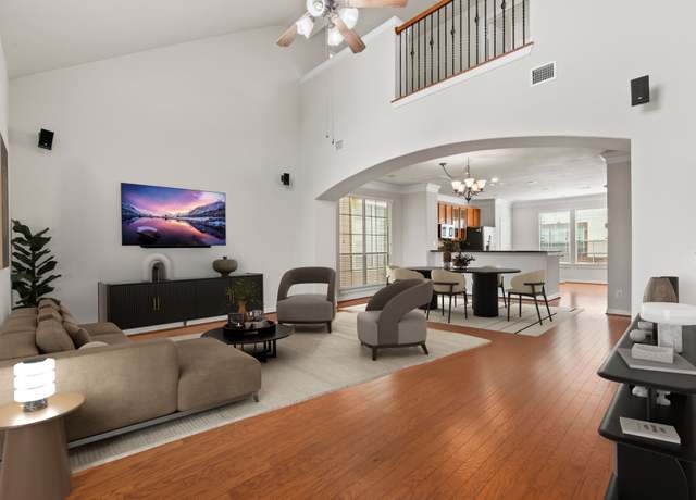 Property at 3334 Clearview Villa Way, Houston, TX 77025, 3 beds, 2.5 baths