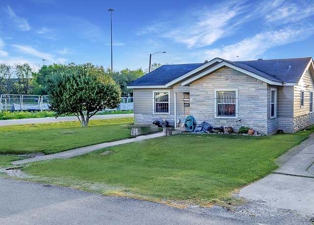 Property at 1922 Tabor St, Houston, TX 77009, 3 beds, 2 baths