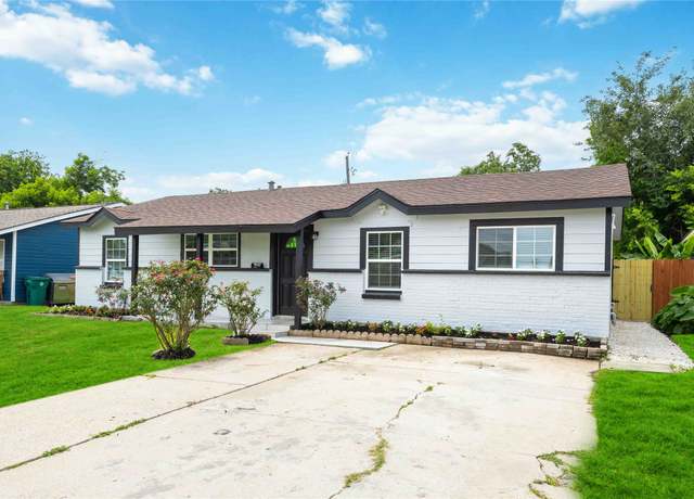 Property at 508 Kalmer St, Pasadena, TX 77502, 4 beds, 2 baths