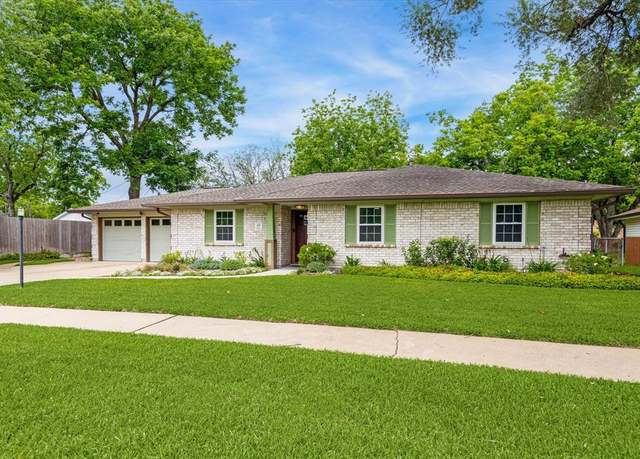 Property at 5522 Chantilly Ln, Houston, TX 77092, 3 beds, 2 baths