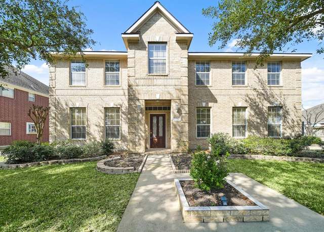 Property at 16942 Laguna Springs Dr, Houston, TX 77095, 5 beds, 3.5 baths
