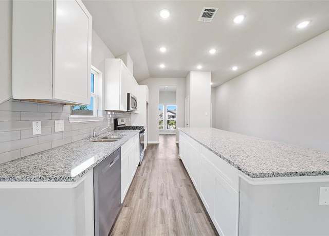 Property at 222 Spruce Lake Rd, Houston, TX 77336, 3 beds, 2 baths