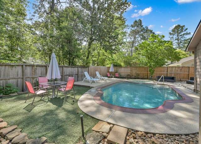 Property at 16 N Summer Star Ct, The Woodlands, TX 77380, 3 beds, 2 baths