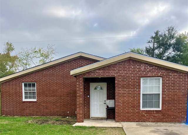 Property at 6206 Iron Rock St, Houston, TX 77087, 3 beds, 1.5 baths
