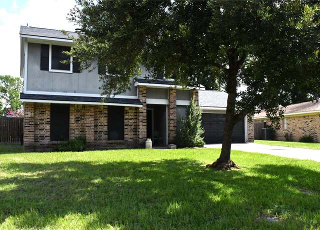 Property at 17610 Possums Run Dr, Humble, TX 77396, 3 beds, 2.5 baths