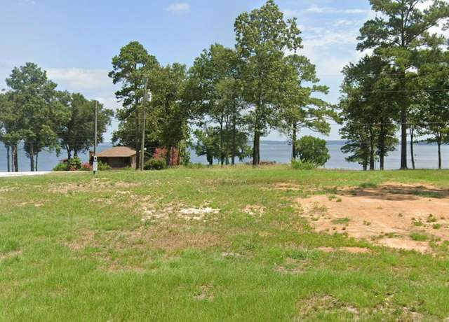 Property at 242 Palmetto Dr, Livingston, TX 77351