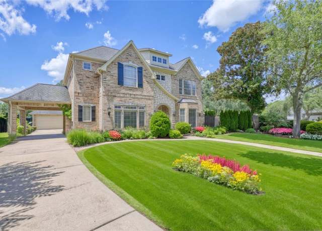Property at 11723 Gallant Ridge Ln, Houston, TX 77082, 4 beds, 3.5 baths