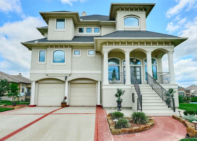 Property at 12590 St Ann Ct, Willis, TX 77318, 4 beds, 4.5 baths