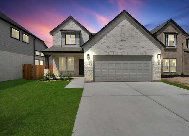 Property at 12011 Maple Oak Dr, Houston, TX 77066, 4 beds, 2.5 baths