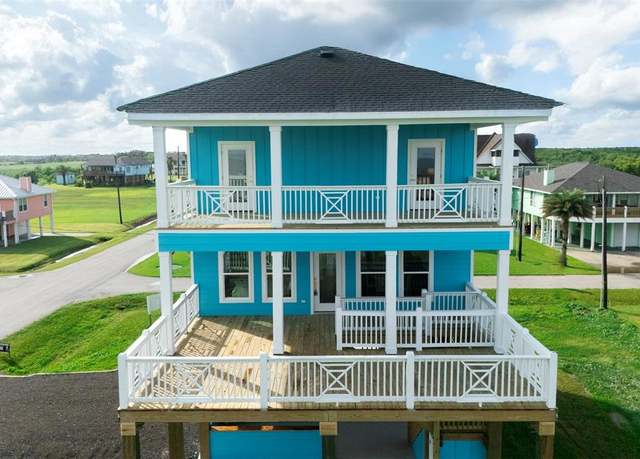 Property at 210 Galveston St, Crystal Beach, TX 77650, 4 beds, 2.5 baths