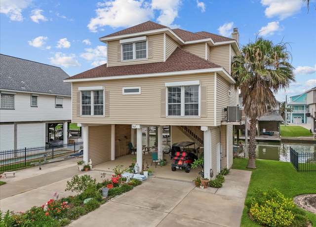 Property at 502 Westerly Dr, Tiki Island, TX 77554, 4 beds, 3 baths