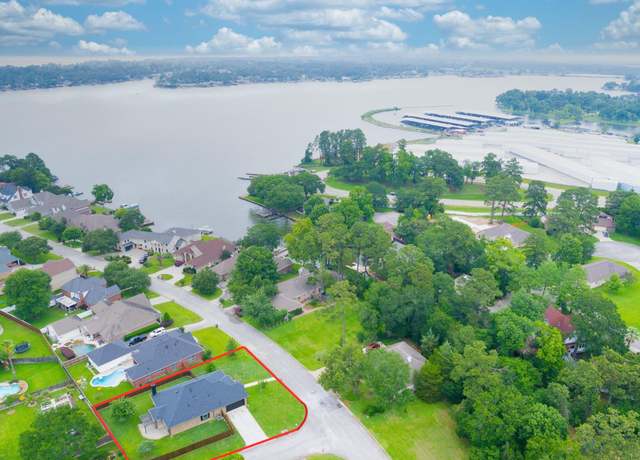 Property at 5321 Montego Cove Dr, Willis, TX 77318, 4 beds, 2 baths