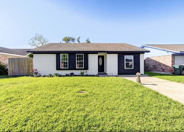 Property at 1218 Gamma St, Pasadena, TX 77504, 3 beds, 1.5 baths