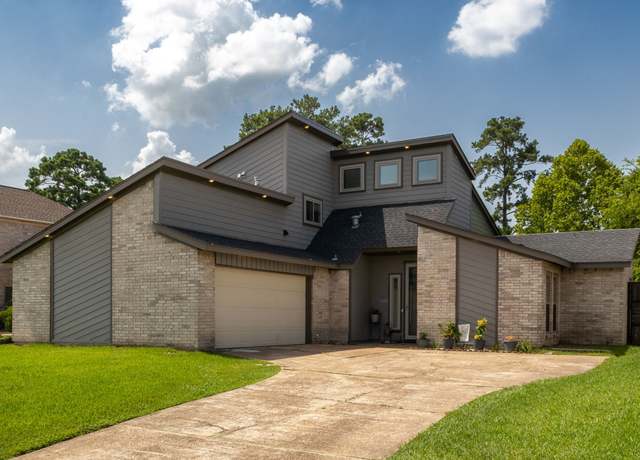 Property at 7615 Pine Hollow Dr, Humble, TX 77396, 3 beds, 2.5 baths