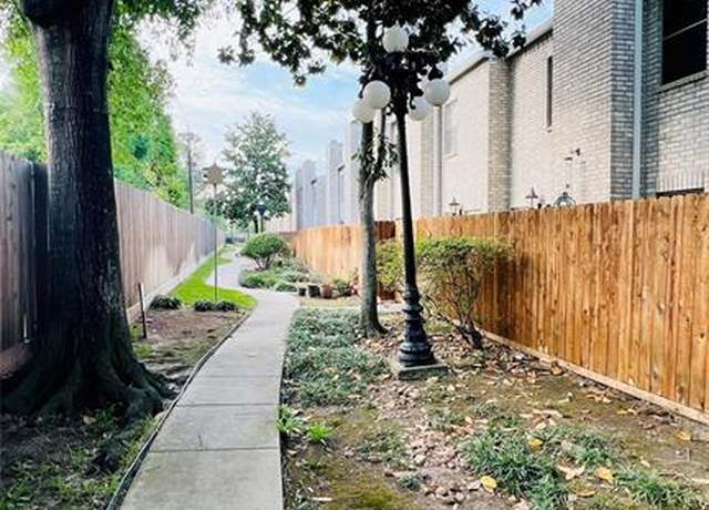 Property at 17629 Red Oak Dr #7629, Houston, TX 77090, 2 beds, 2.5 baths