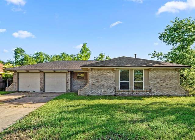 Property at 6611 Mohawk St, Houston, TX 77016, 3 beds, 1.5 baths