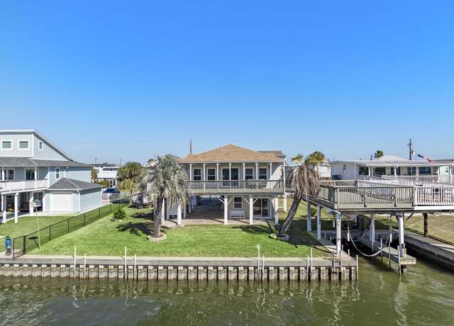 Property at 3730 Brewster Key Dr, Galveston, TX 77554, 4 beds, 3 baths