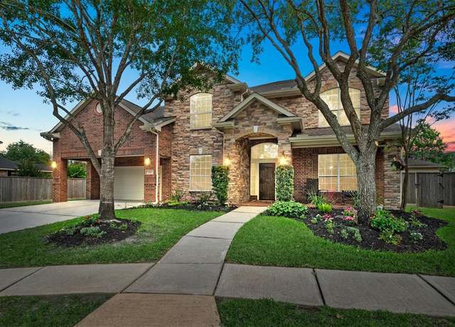 Property at 9911 Birksbridge Ct, Spring, TX 77379, 5 beds, 4 baths