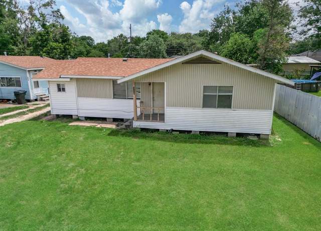 Property at 3606 Almeda Genoa Rd, Houston, TX 77047, 3 beds, 2 baths