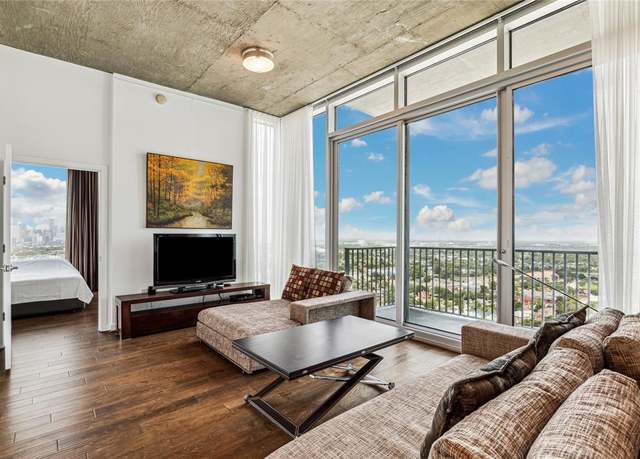 Property at 5925 Almeda Rd #12701, Houston, TX 77004, 2 beds, 2.5 baths