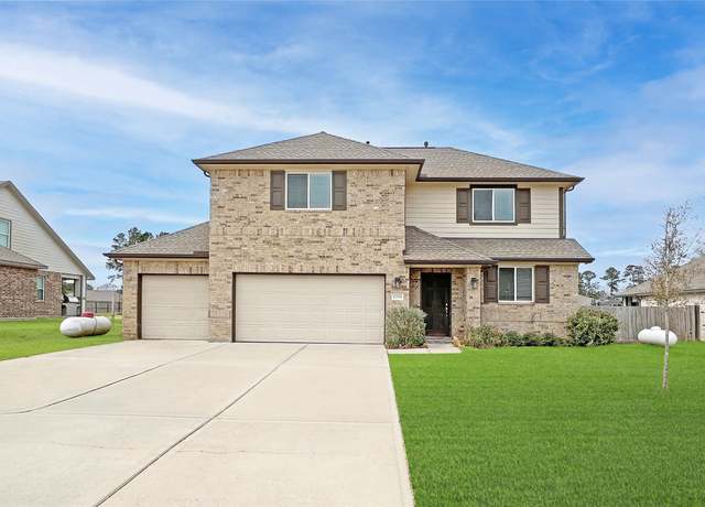 Property at 12329 N Chestnut Hills Dr, Conroe, TX 77303, 3 beds, 2.5 baths