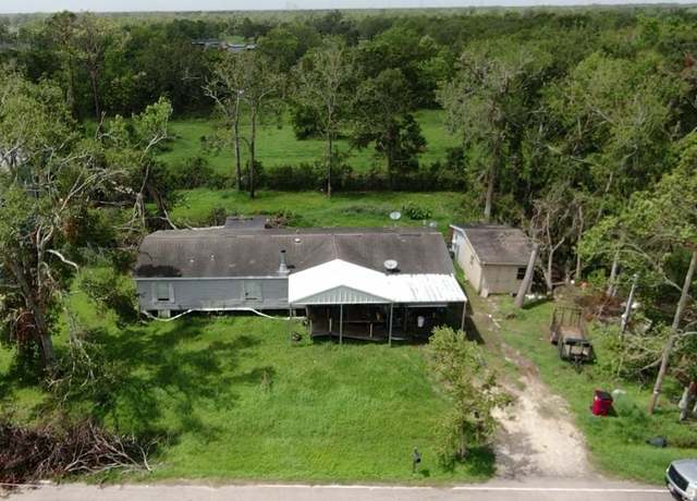 Property at 2846 County Road 510a, Brazoria, TX 77422, 4 beds, 2 baths