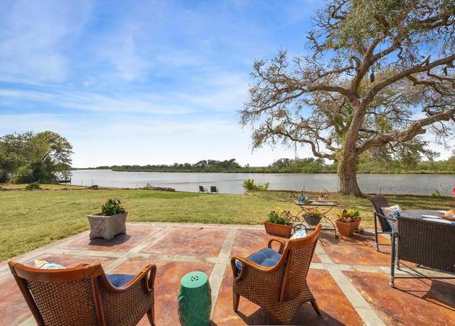 Property at 246 County Road 206, Sargent, TX 77414
