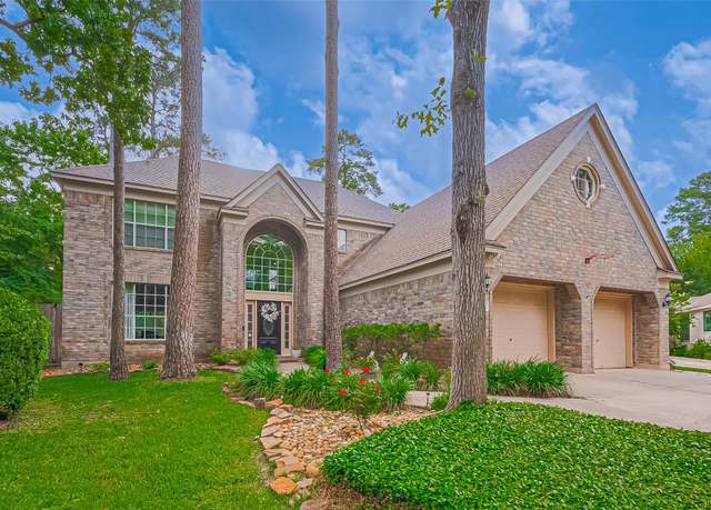 Property at 72 N York Gate Ct, The Woodlands, TX 77382, 4 beds, 3 baths