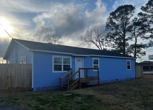 Property at 4118 Miller Ave, Bacliff, TX 77518, 3 beds, 2 baths