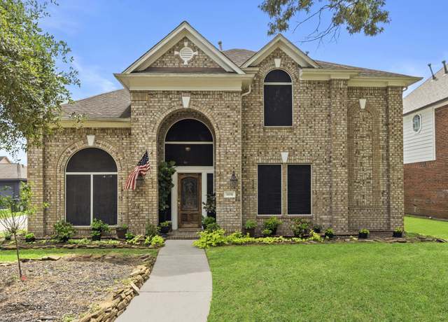 Property at 19819 Powerscourt Dr, Humble, TX 77346, 4 beds, 2.5 baths
