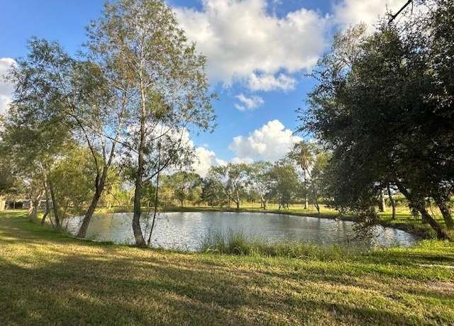 Property at 6083 E Fm 1462 Rd E, Rosharon, TX 77583, 3 beds, 2 baths