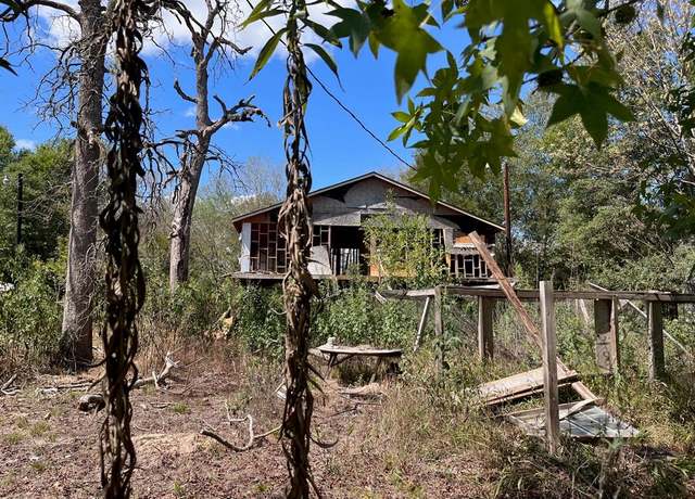 Property at 166 Plantation Rd, Trinity, TX 75862