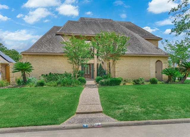 Property at 19102 Masterwood Ct, Humble, TX 77346, 4 beds, 3.5 baths