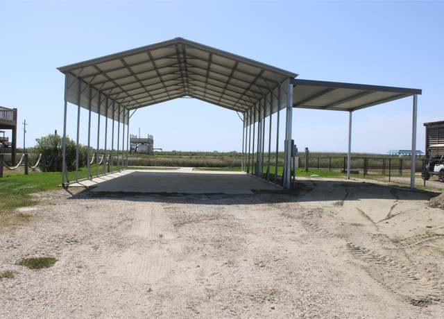Property at 1247 Mabry, Gilchrist, TX 77617