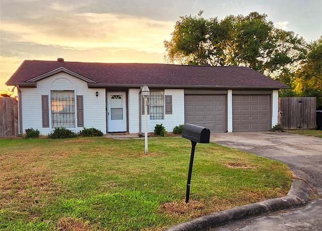 Property at 12110 Murr Way, Houston, TX 77048, 3 beds, 2 baths